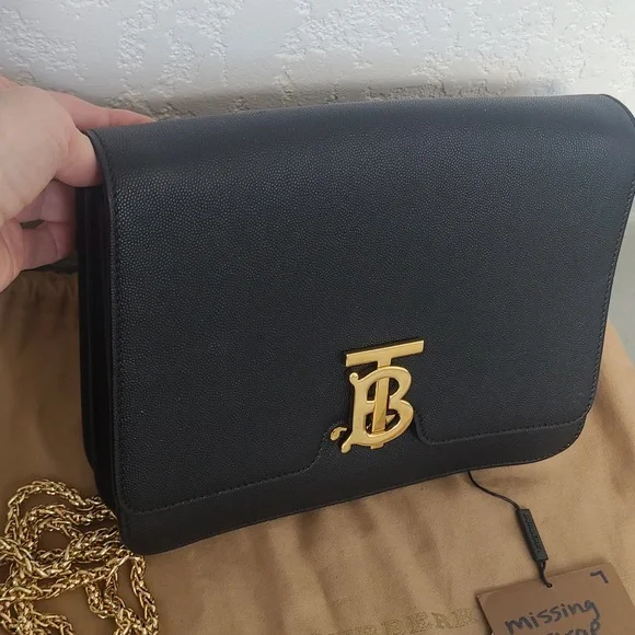 Authentic Burberry - Picture 7 of 17